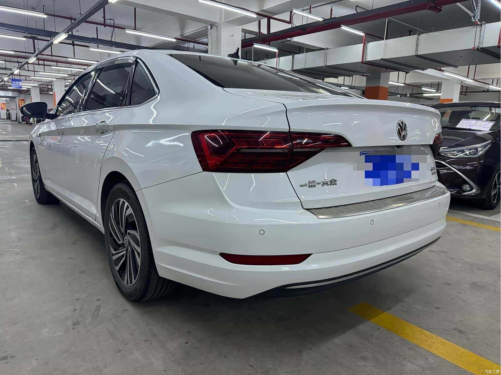 Volkswagen Sagitar, 2021 8