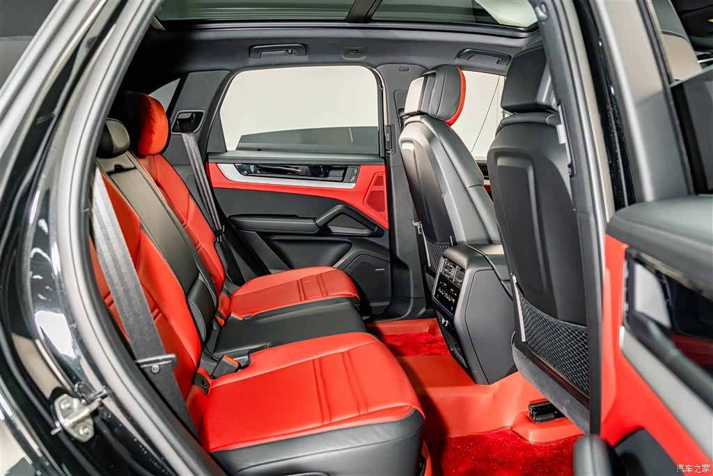 Porsche Cayenne, 2025 22