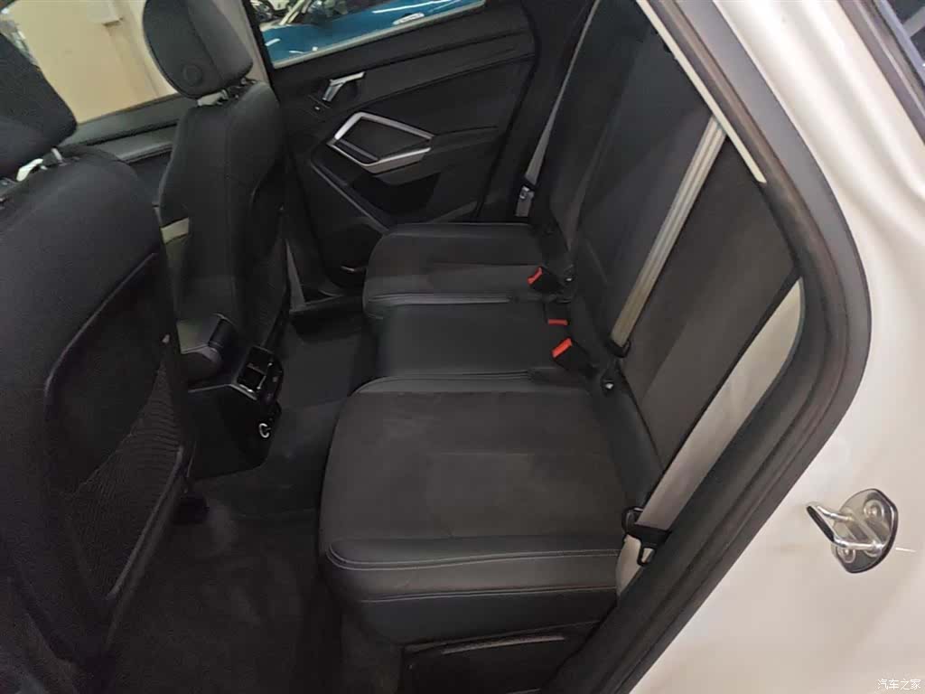 Audi Q3, 2021 16