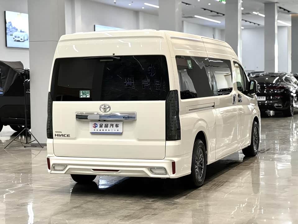 Toyota HIACE Toyota HIACE