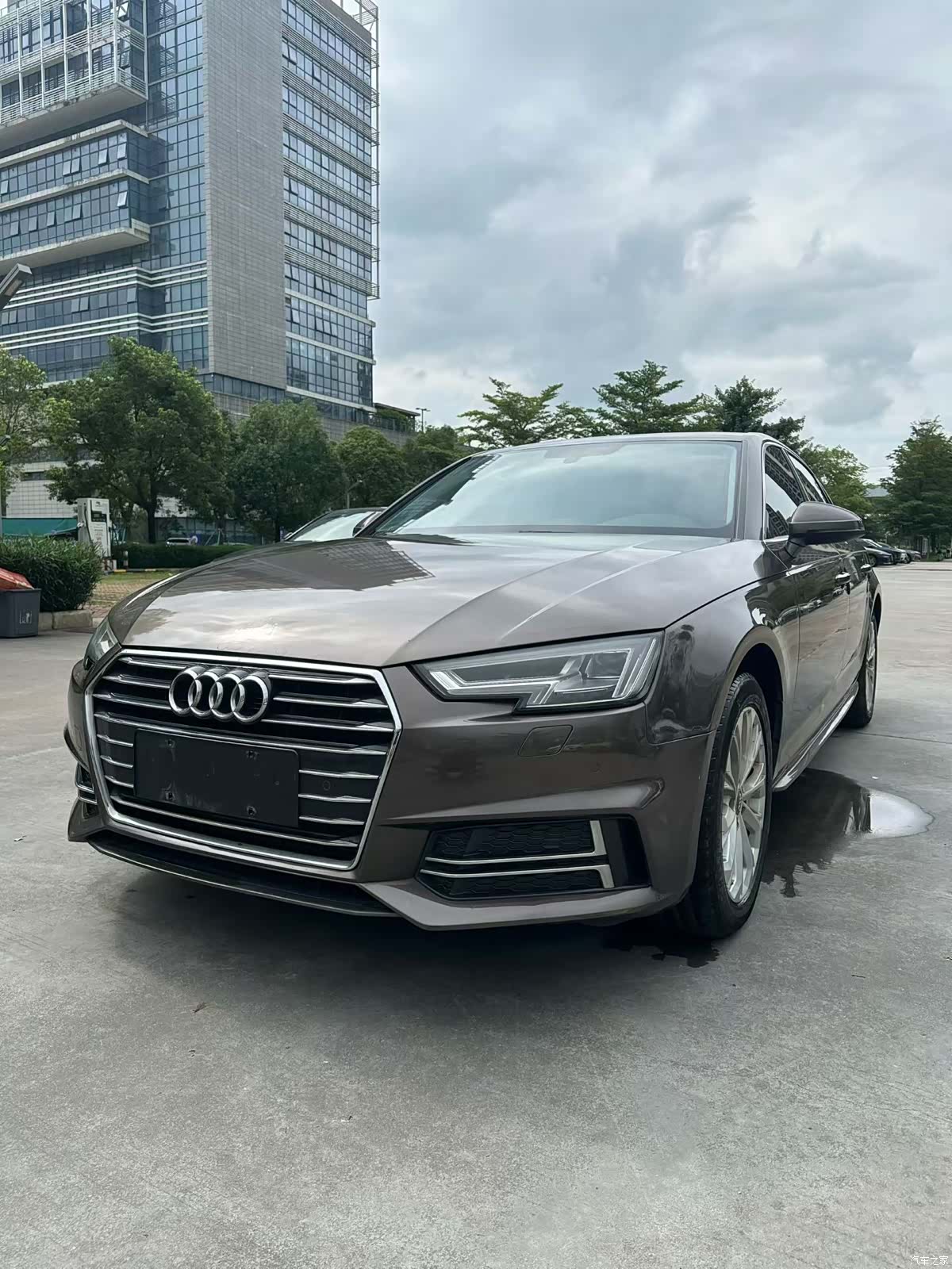 Audi A4L, 2019 3