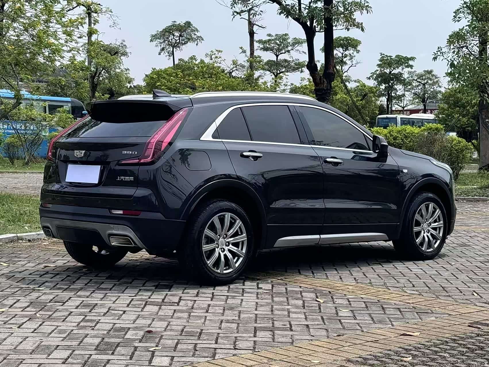 Cadillac XT4, 2019 все фото