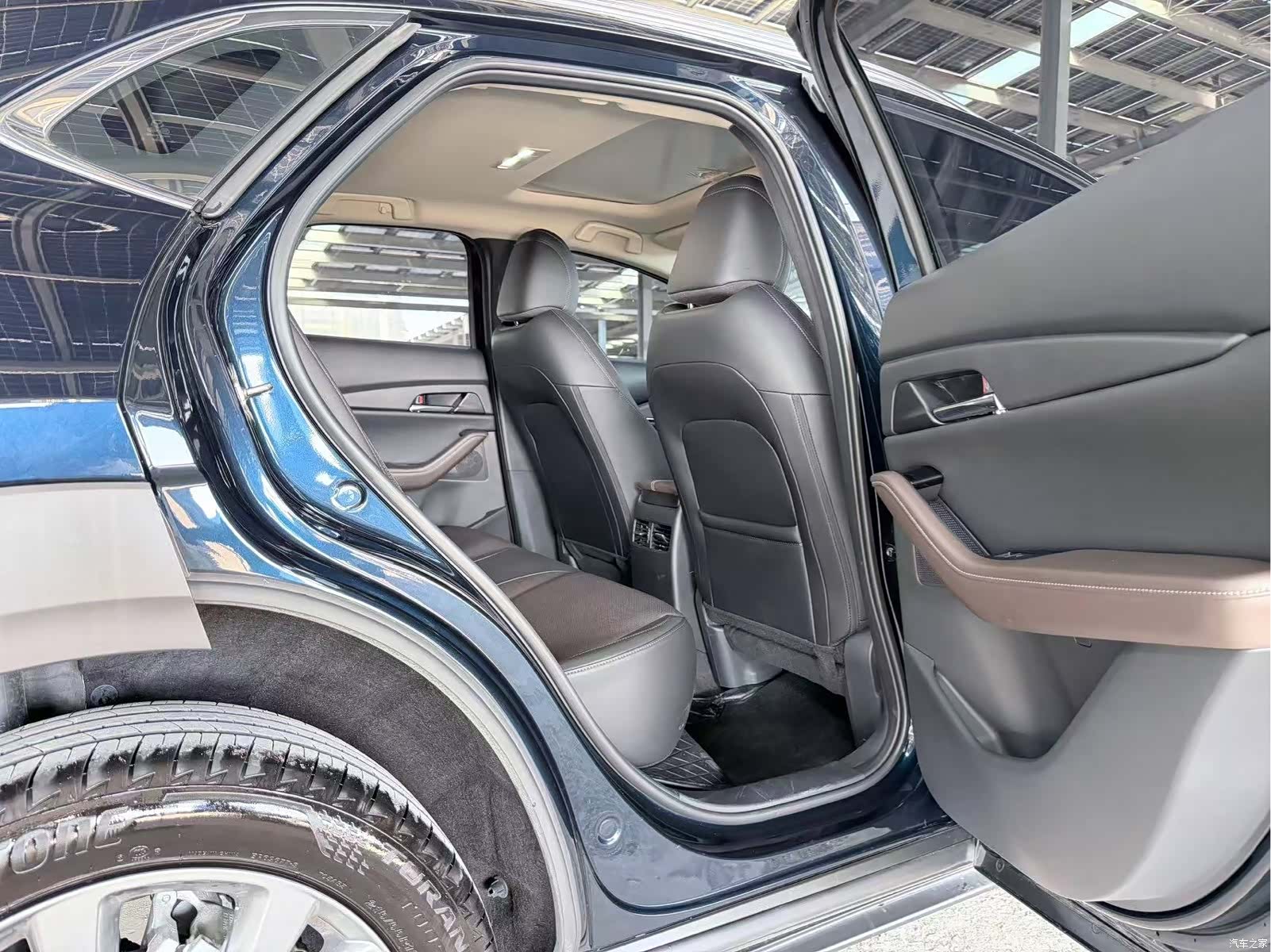 Mazda CX-30, 2024 7