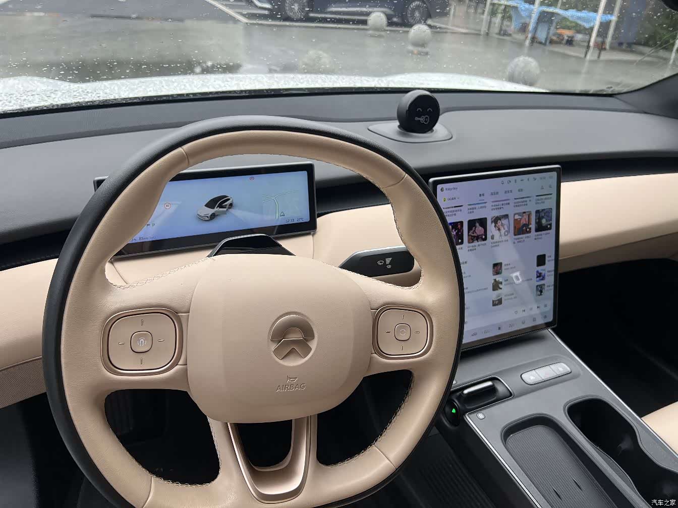 NIO ET5, 2024 11