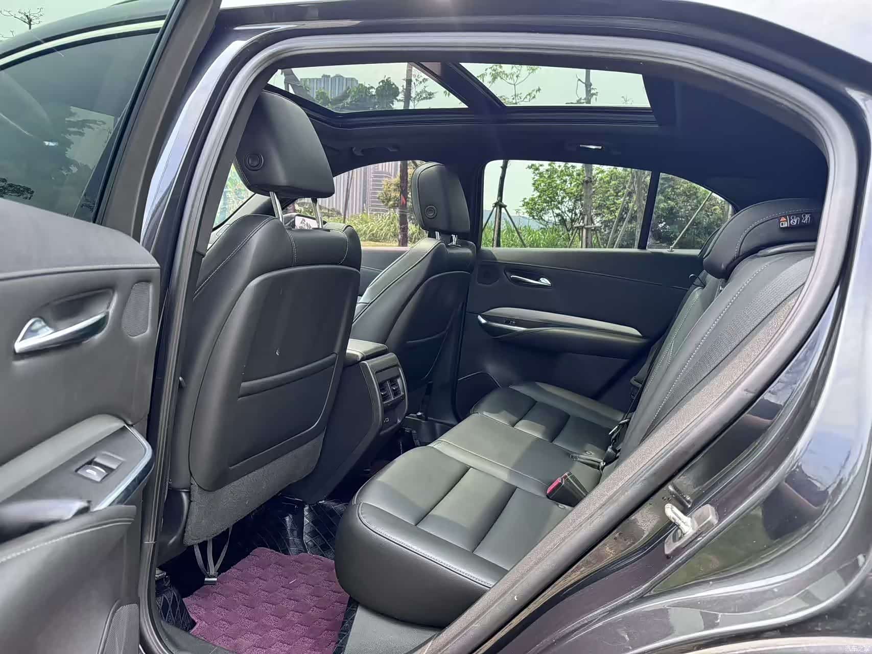 Cadillac XT4, 2019 9