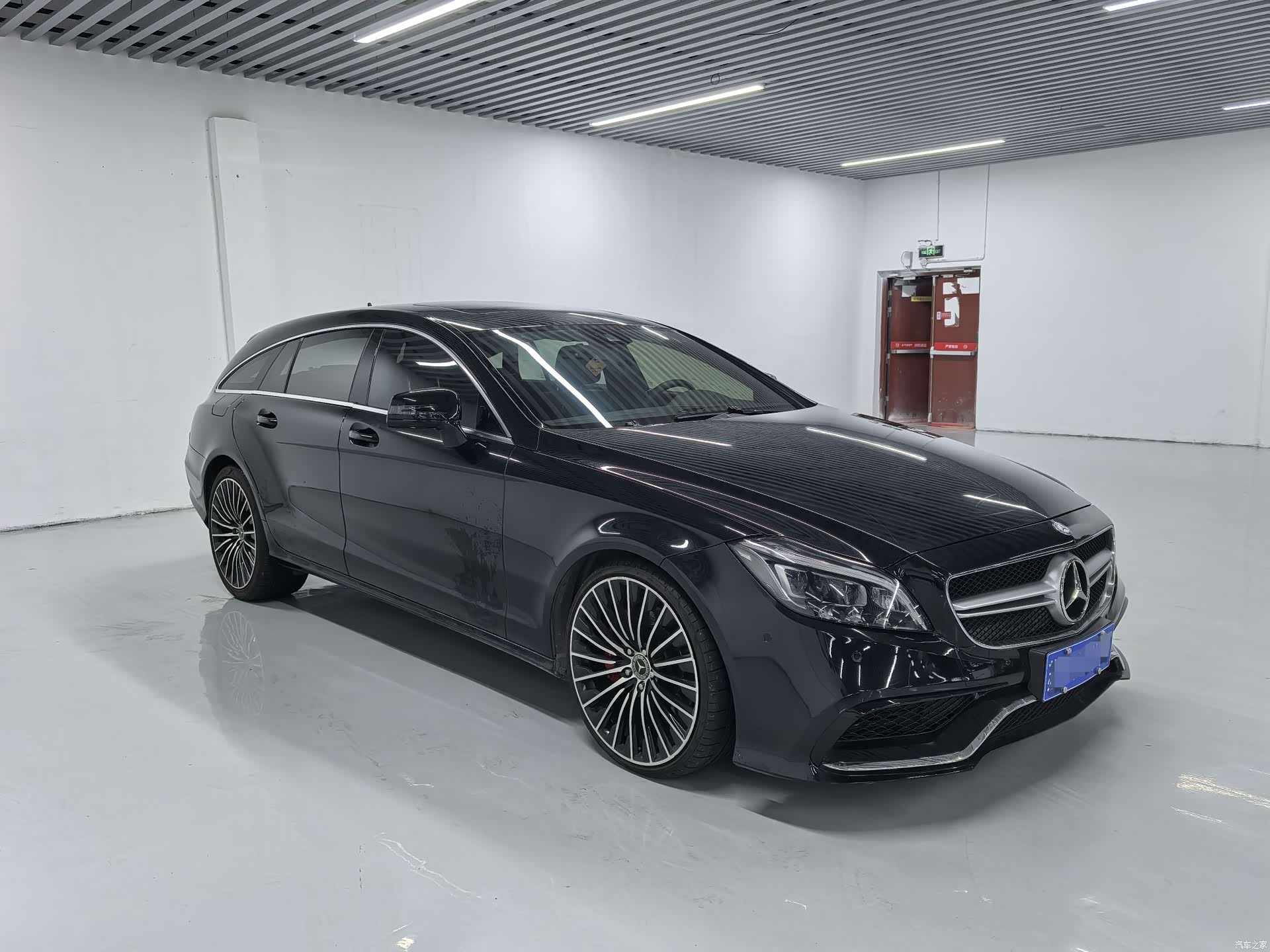 Mercedes-Benz CLS, 2014 3