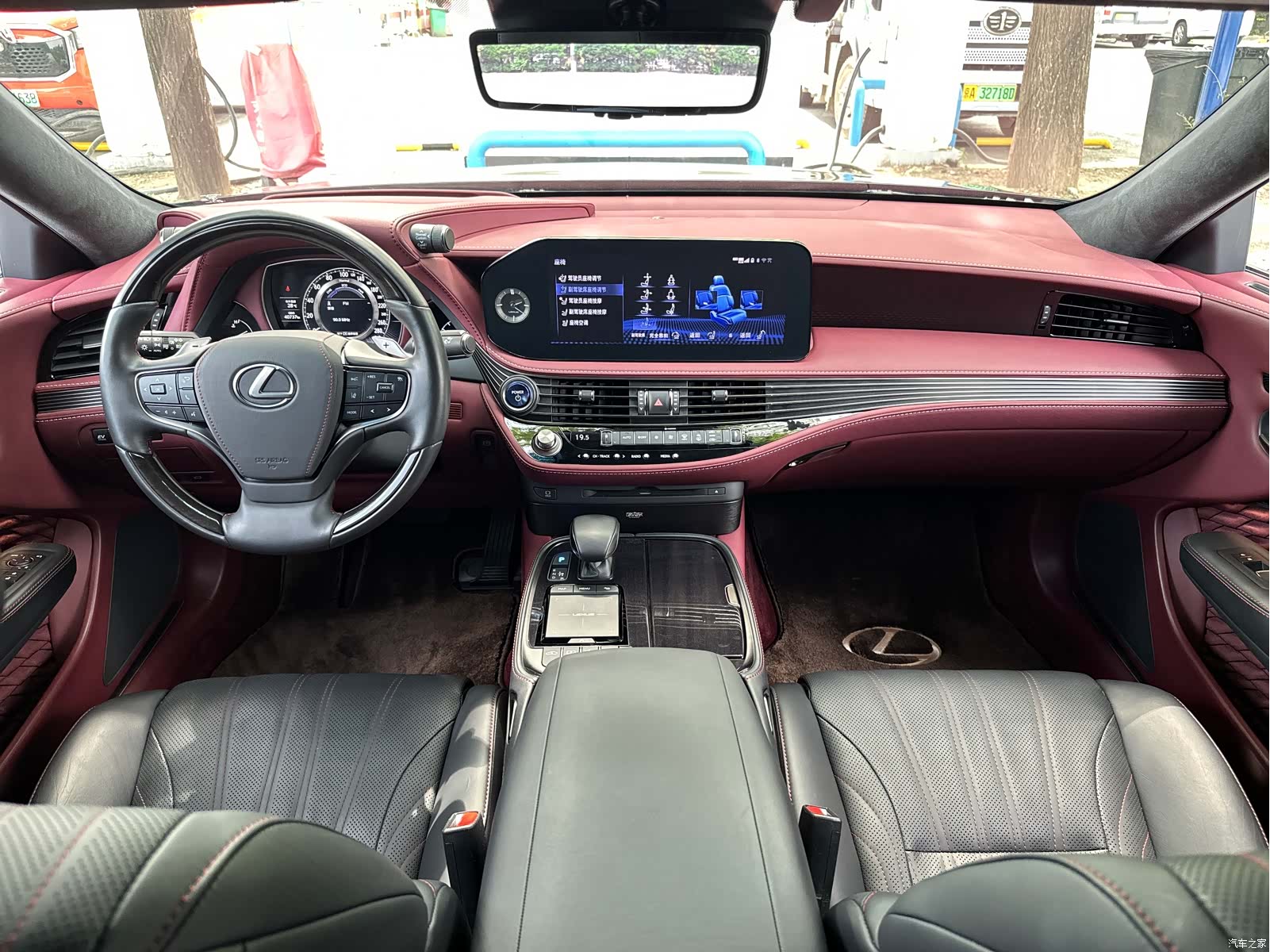 Lexus LS, 2021 46