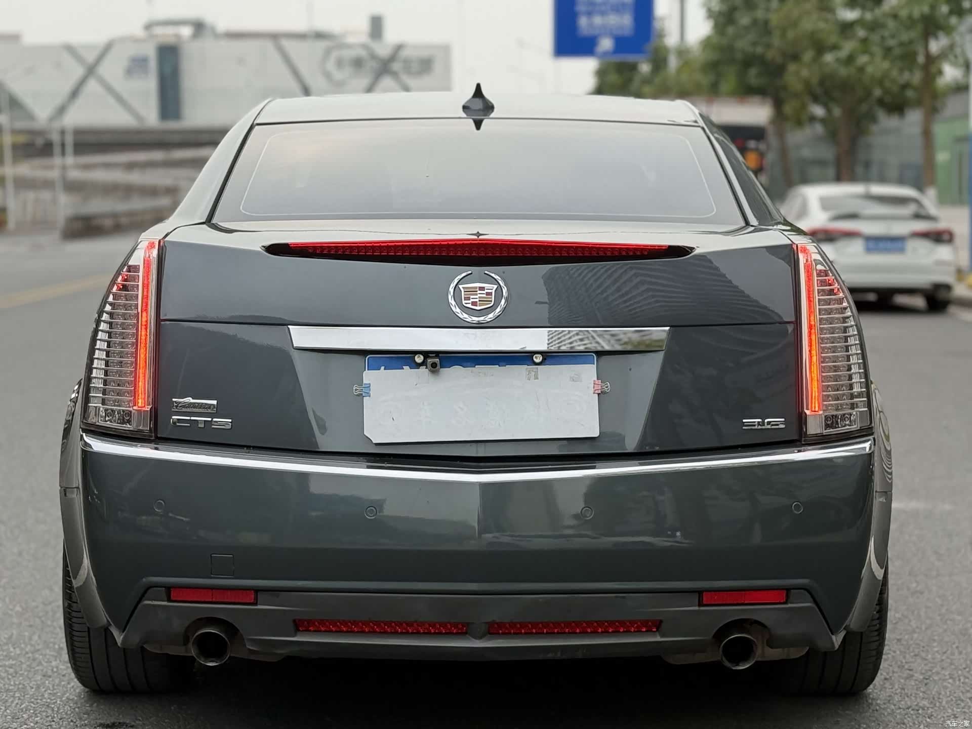 Cadillac CTS, 2011 все фото
