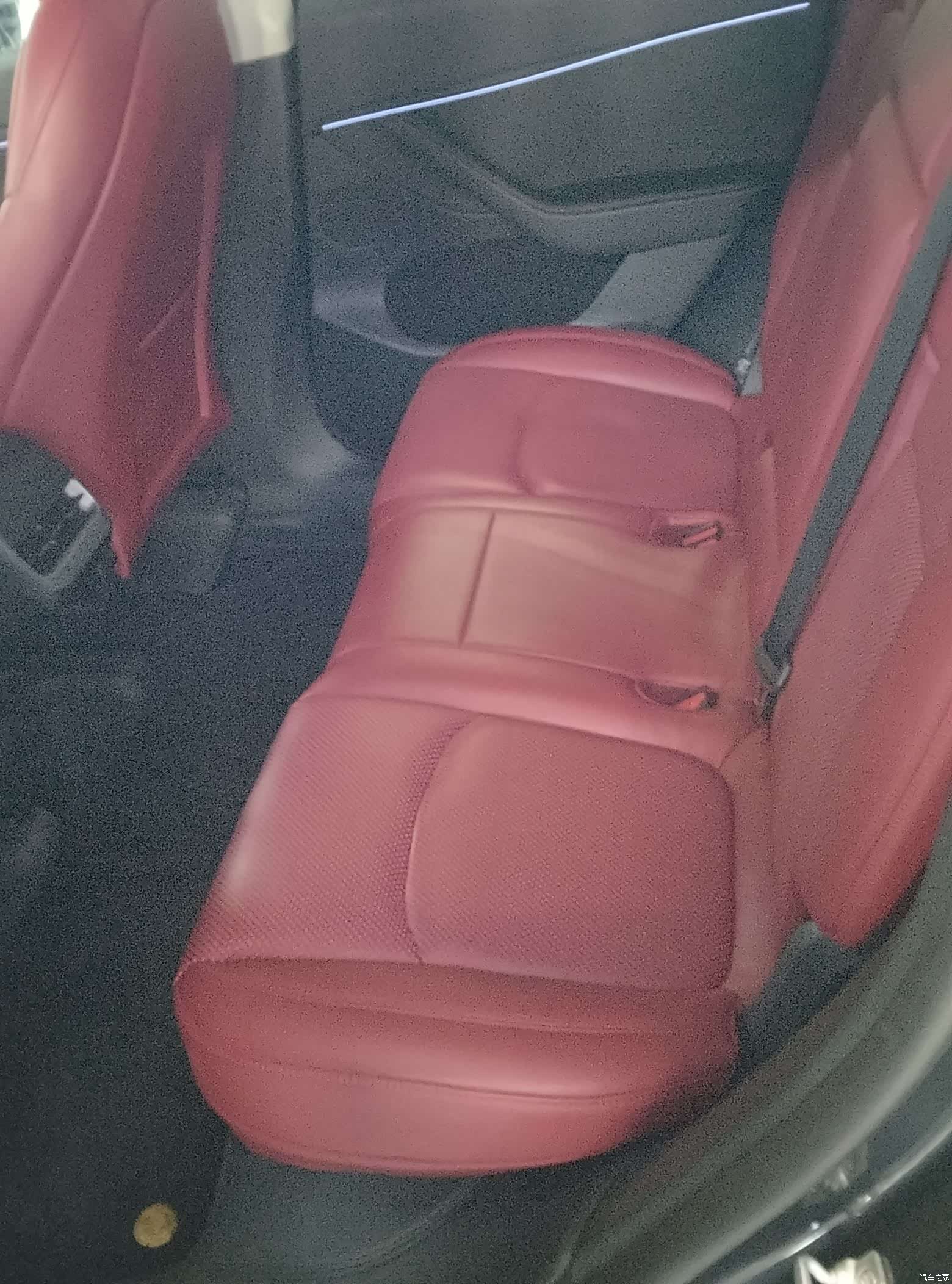 Tesla Model Y, 2024 4