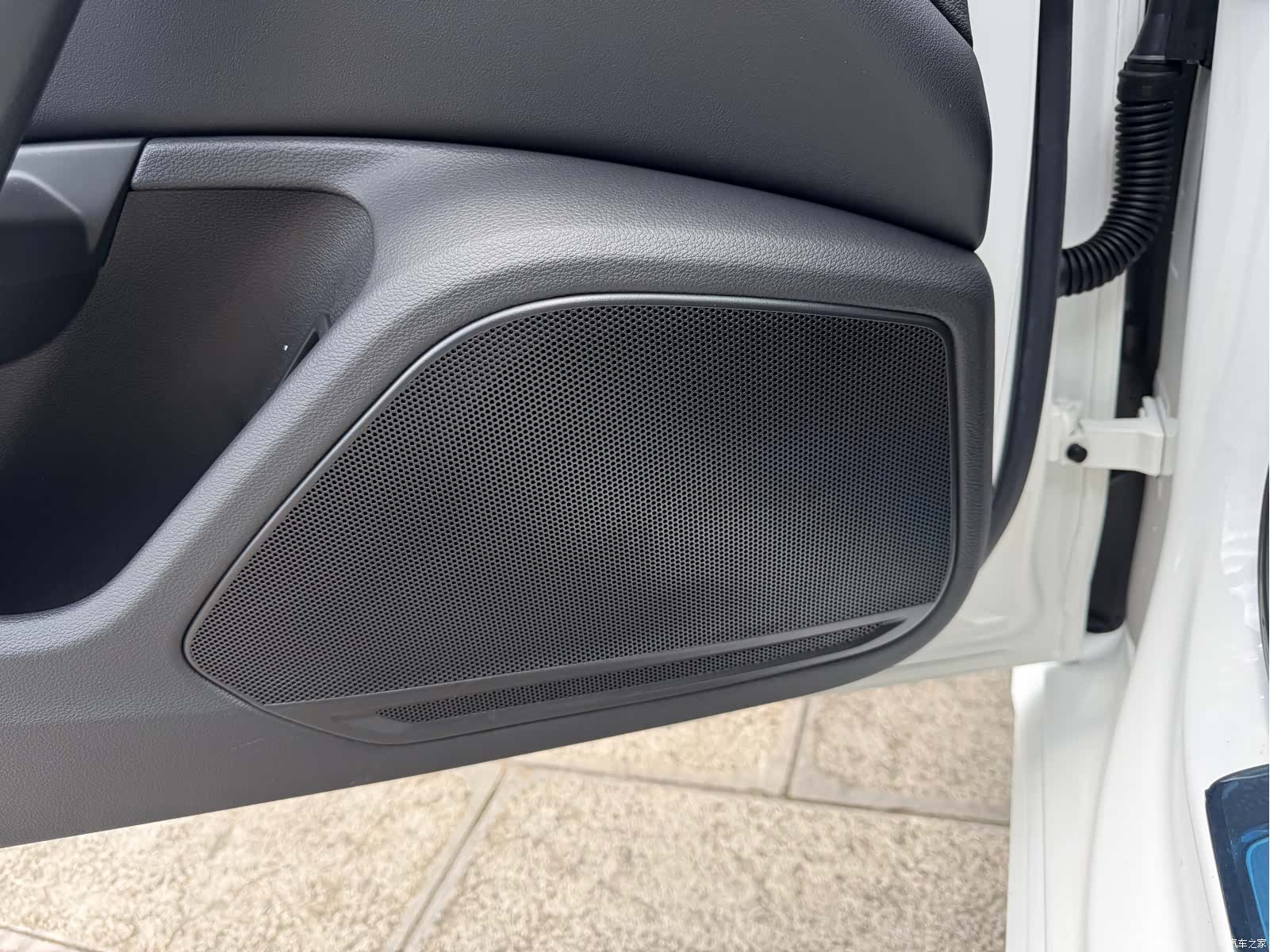 Audi A4L, 2020 19
