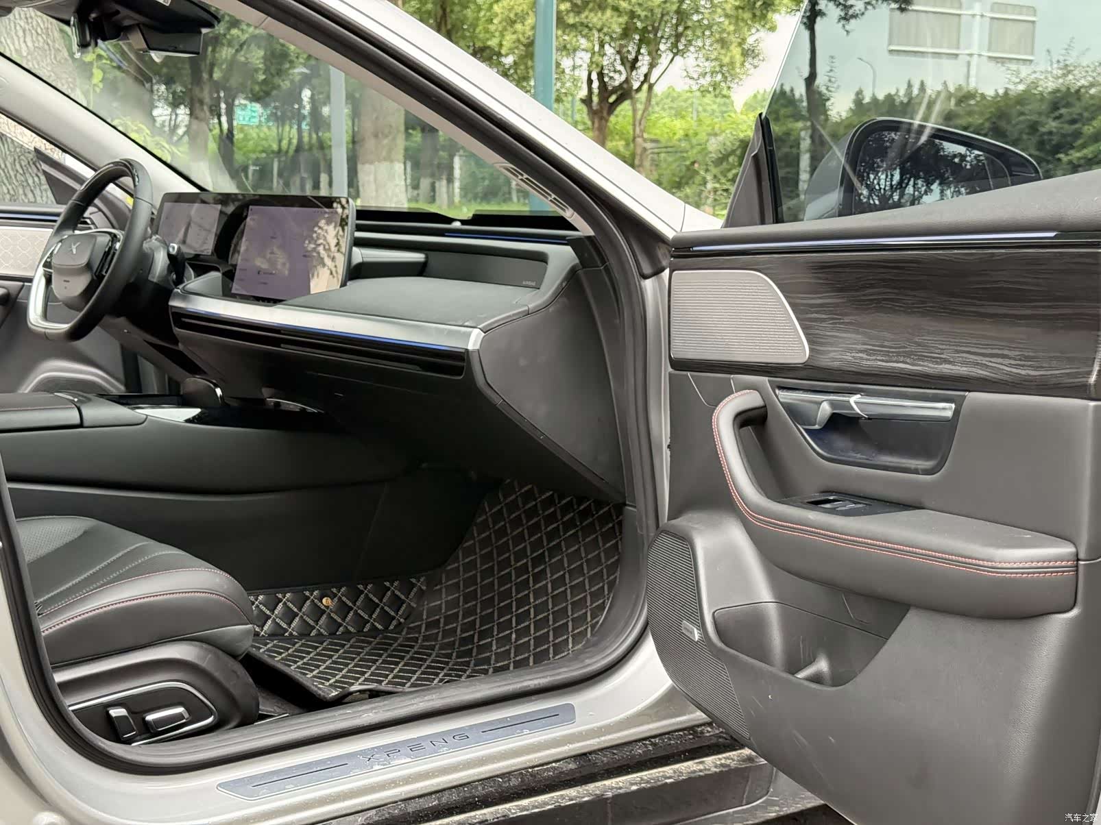 Xpeng P7, 2024 17