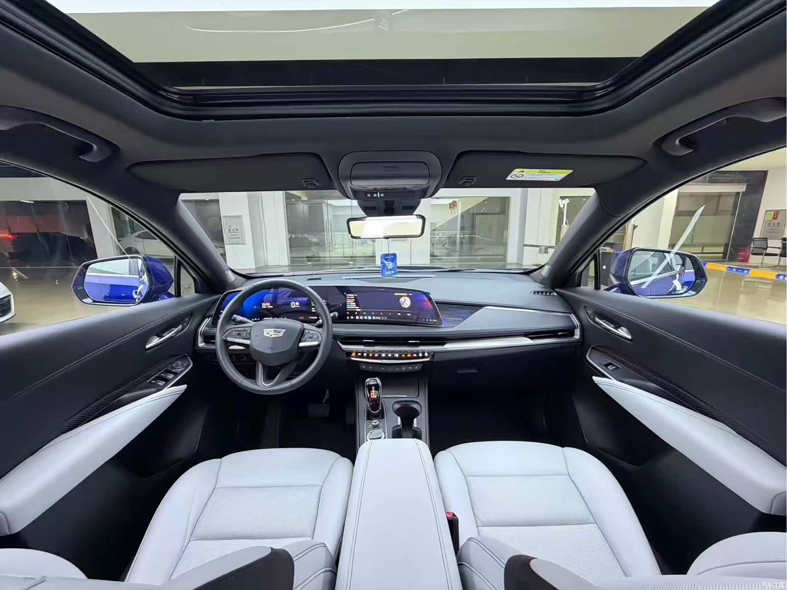 Cadillac XT4, 2024 6