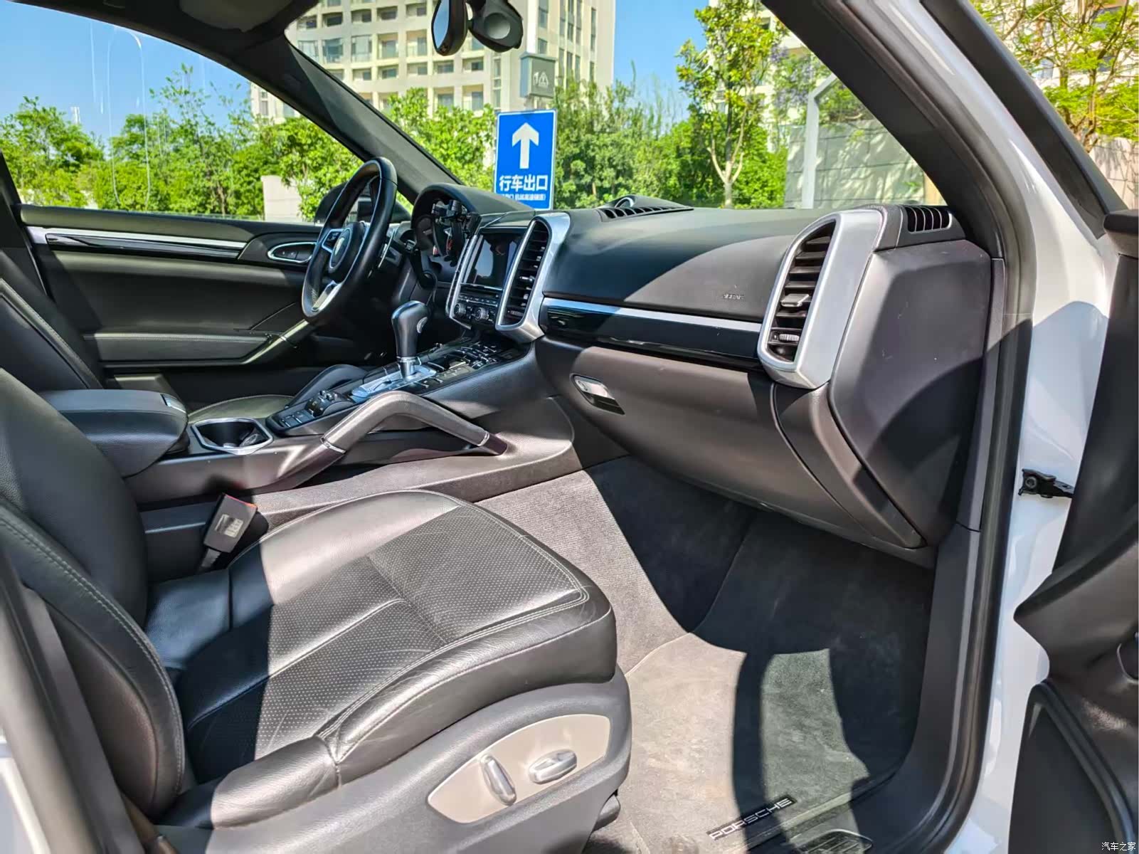 Porsche Cayenne, 2016 9