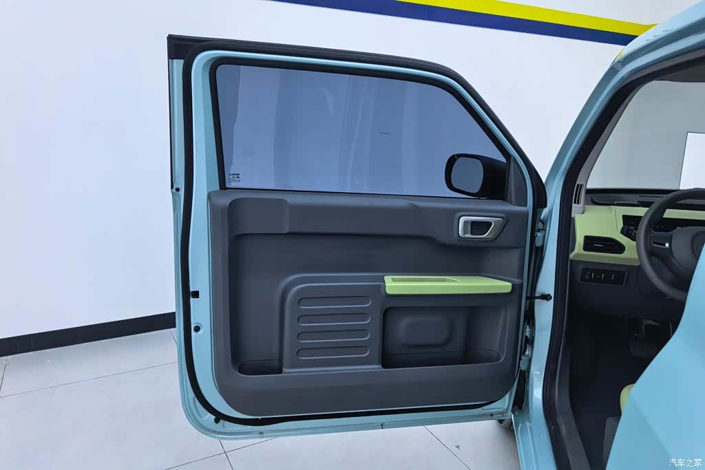 Geely Panda, 2025 7
