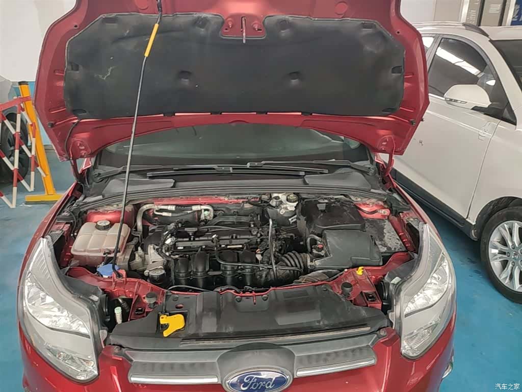 Ford Focus, 2015 19