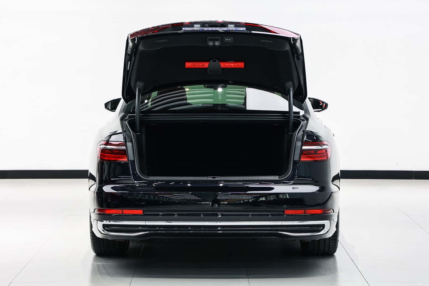 Audi A8L, 2025 14