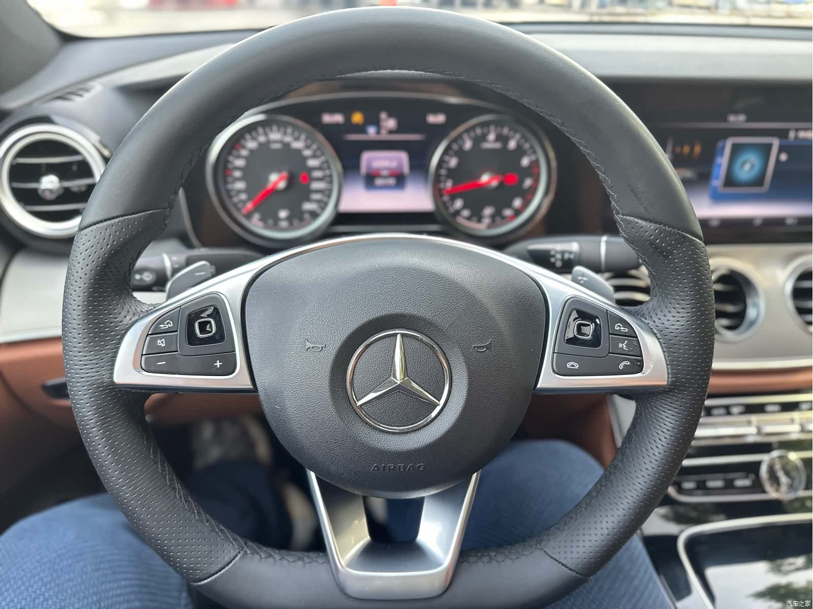 Mercedes-Benz E-Class, 2018 18