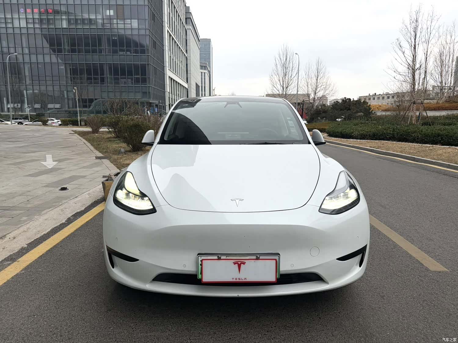 Tesla Model Y, 2022 2