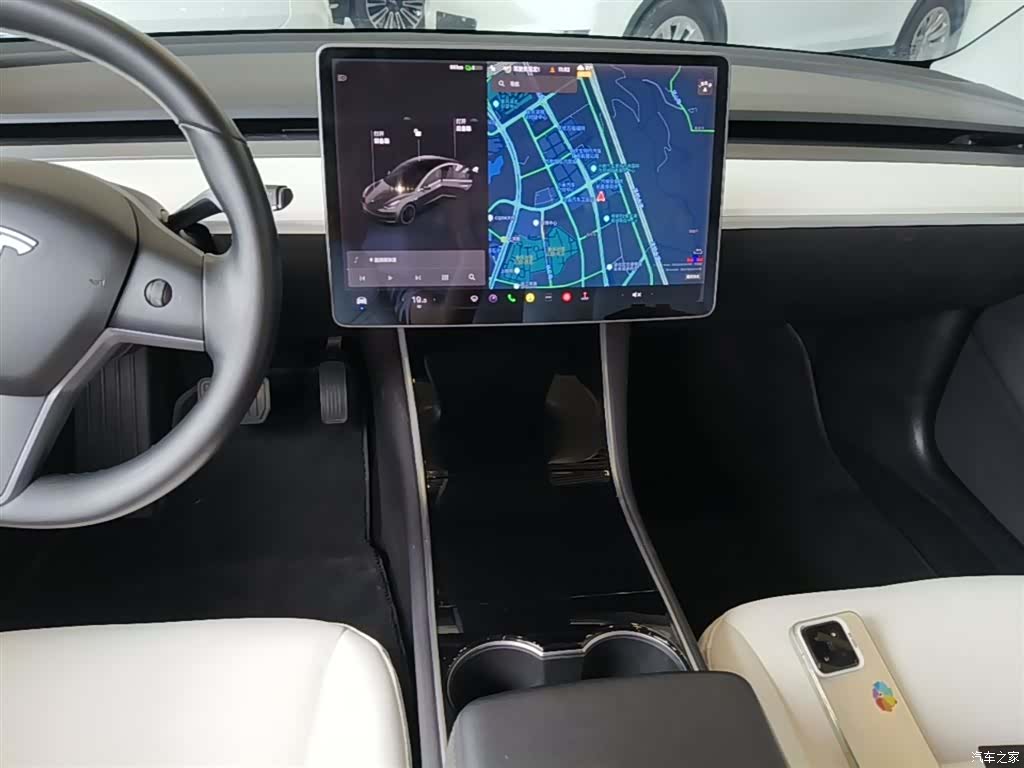 Tesla Model 3, 2019 13