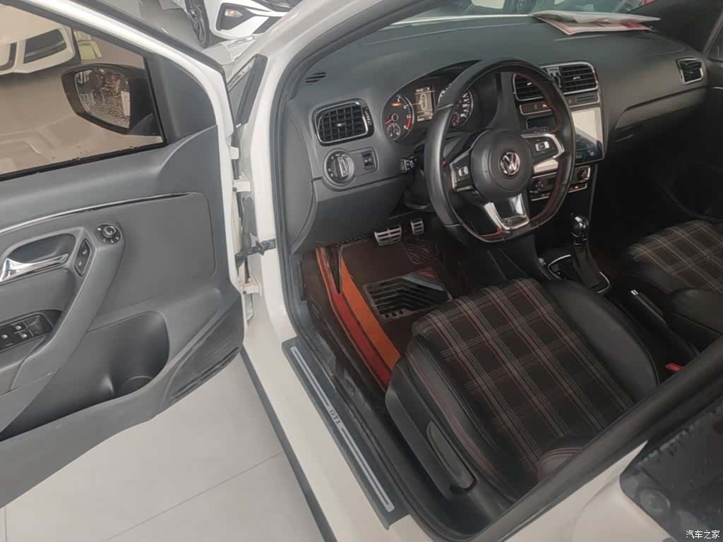 Volkswagen Polo, 2017 16