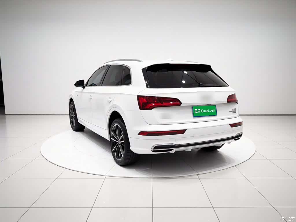 Audi Q5L, 2021 4