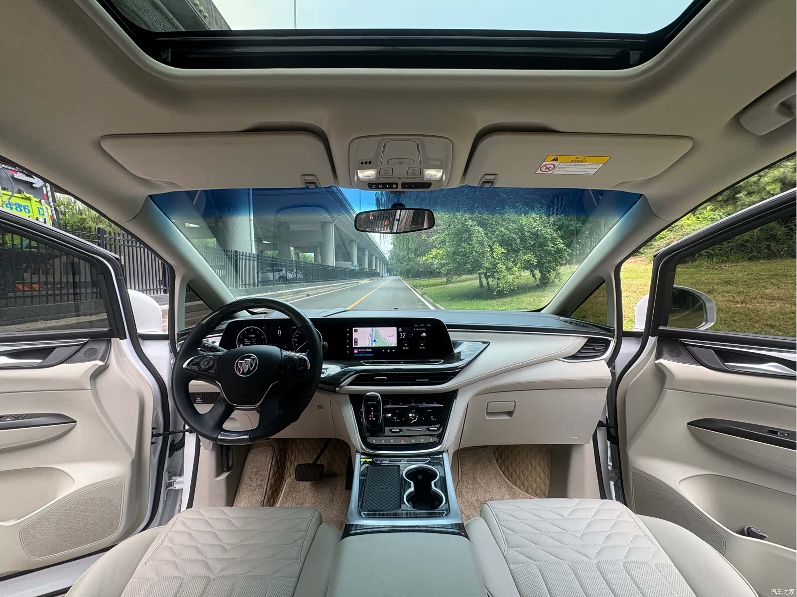 Buick GL8, 2023 8