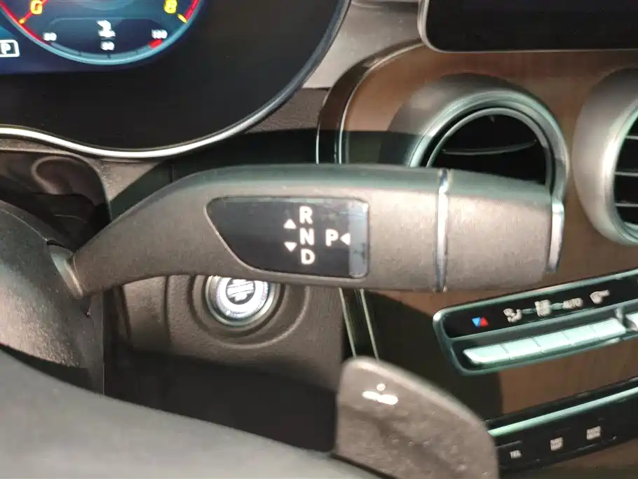 Mercedes-Benz GLC Mercedes-Benz GLC