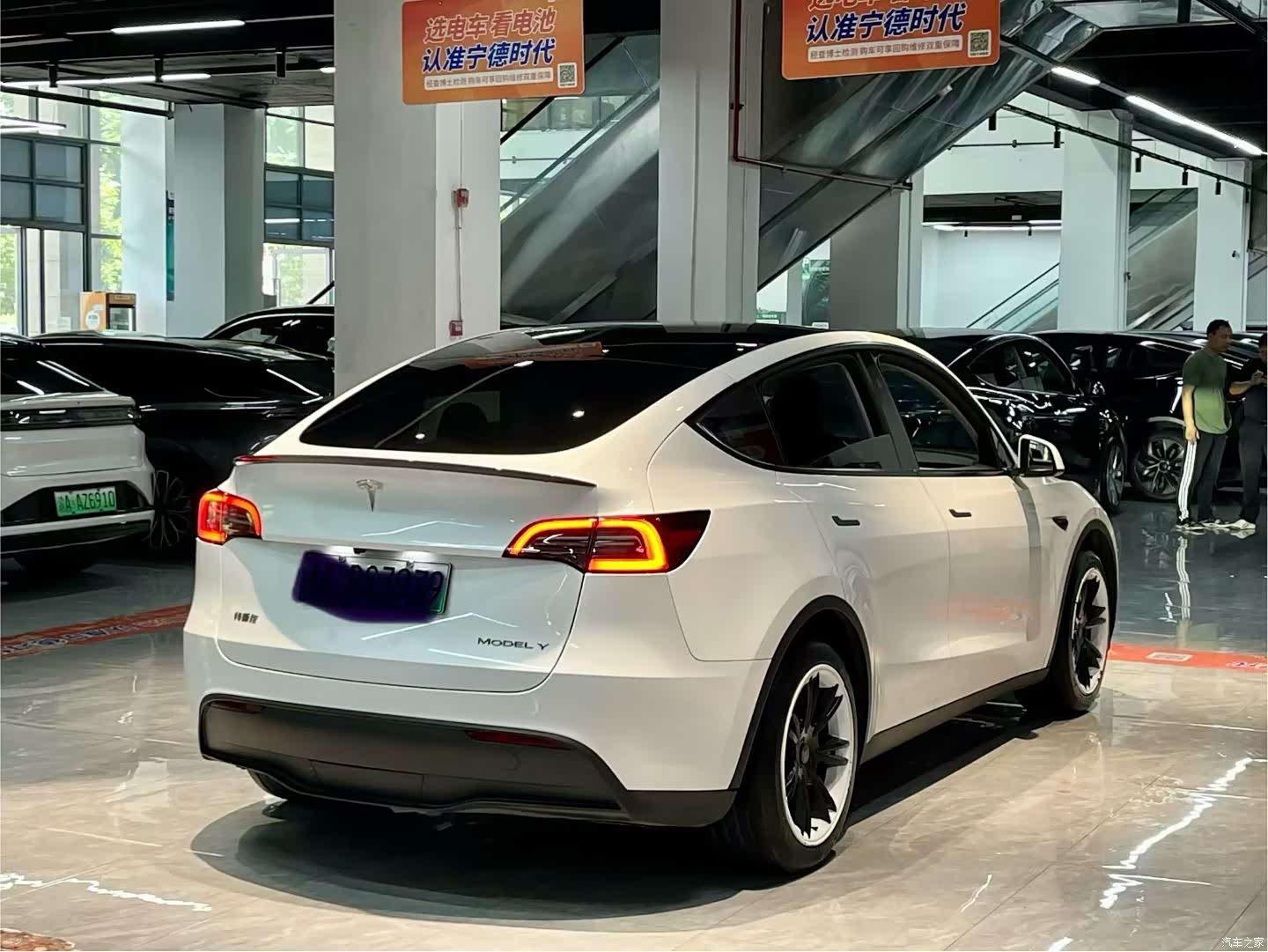 Tesla Model Y, 2024 7