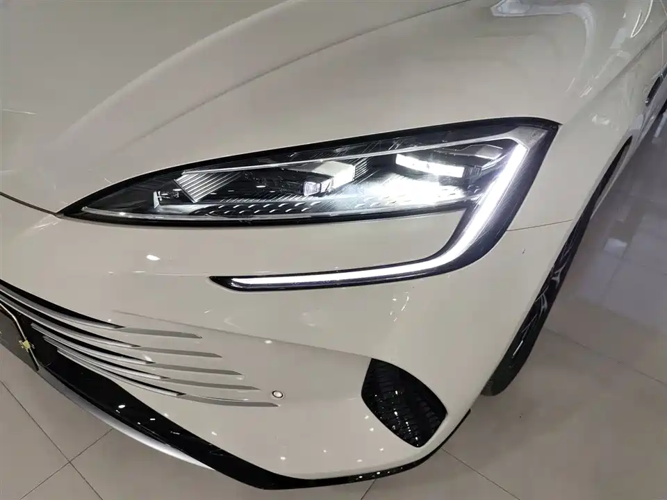 BYD Seal 07 DM-i BYD Seal 07 DM-i