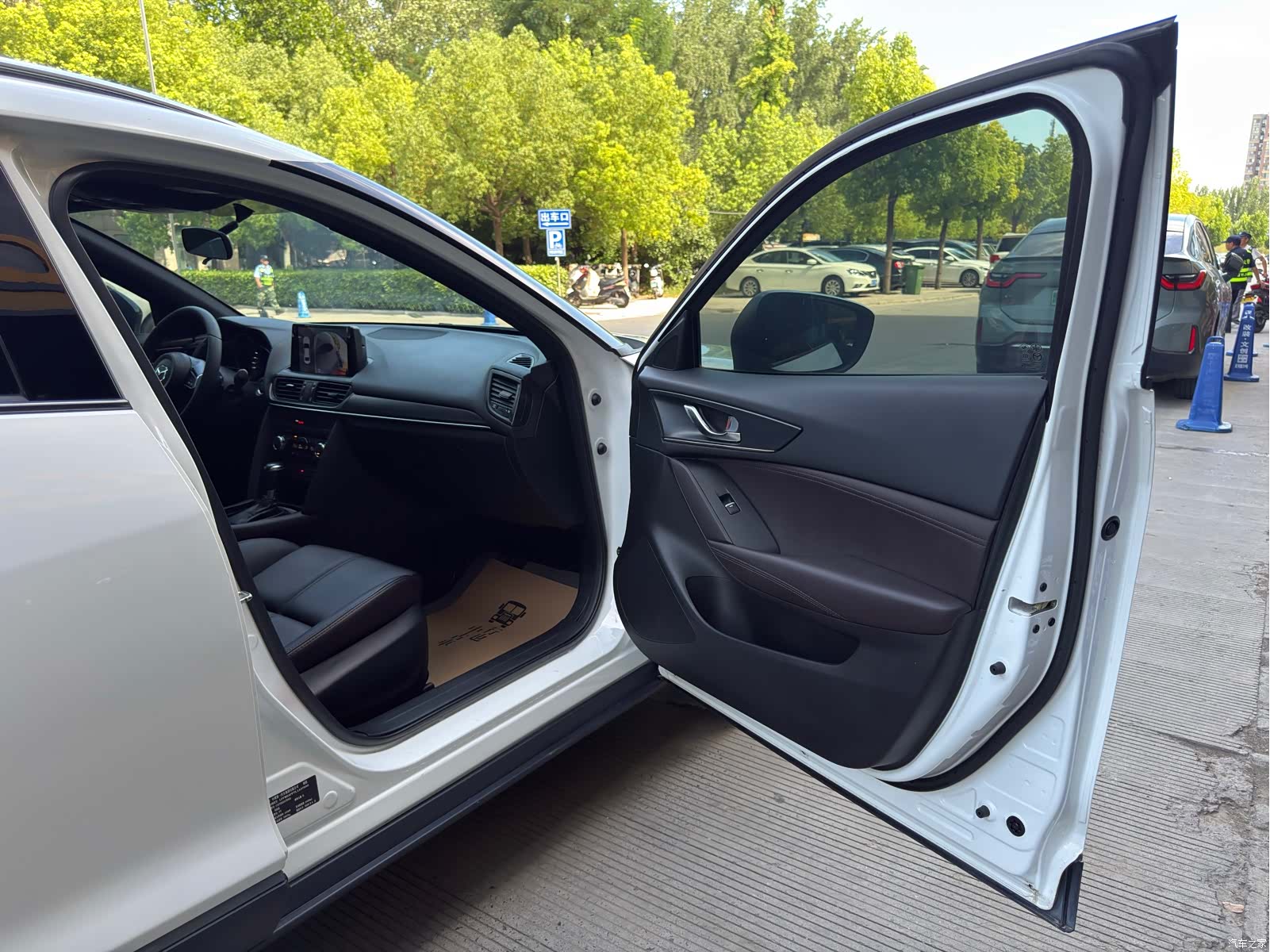 Mazda CX-4, 2021 19