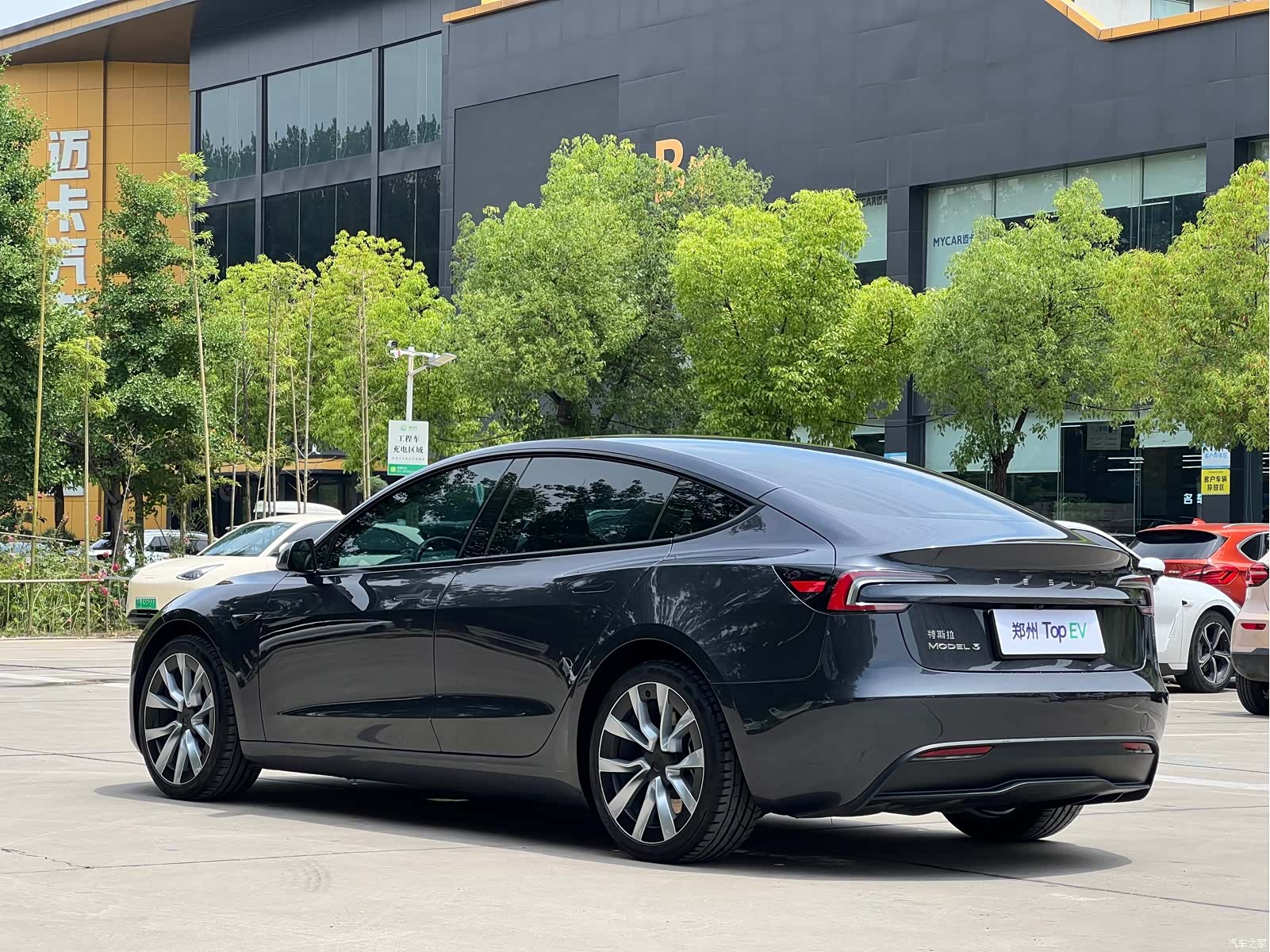 Tesla Model 3, 2024 3