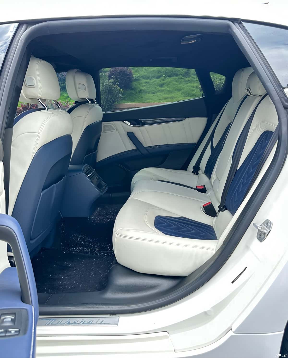 Maserati Q4, 2015 9
