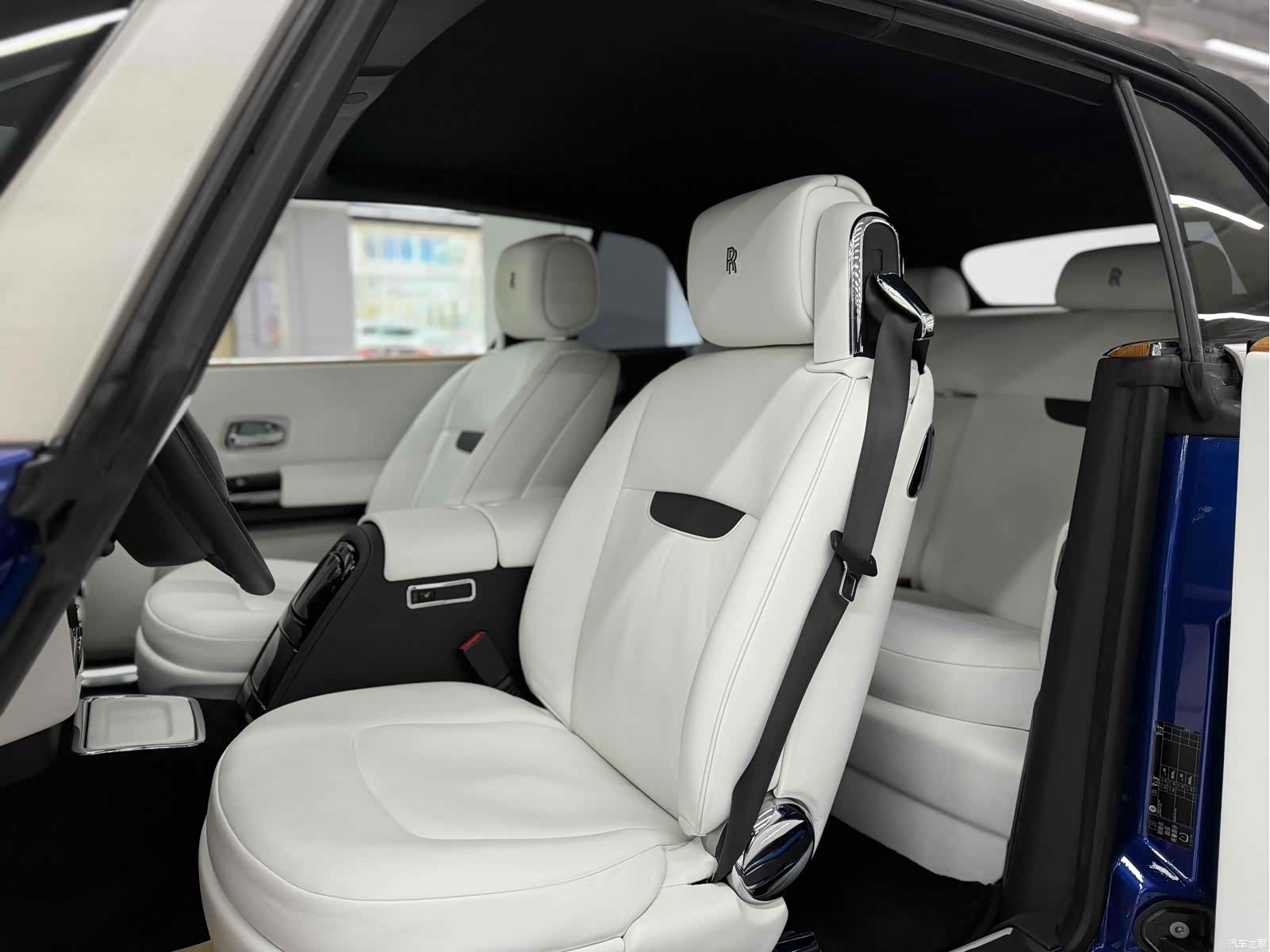 Rolls-Royce Phantom, 2012 8