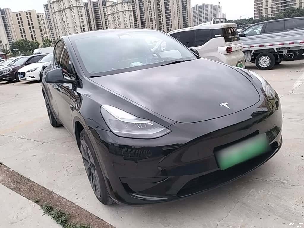 Tesla Model Y, 2024 4
