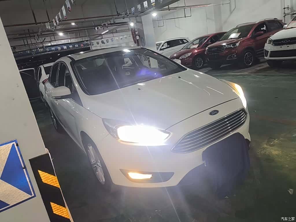 Ford Focus, 2018 4