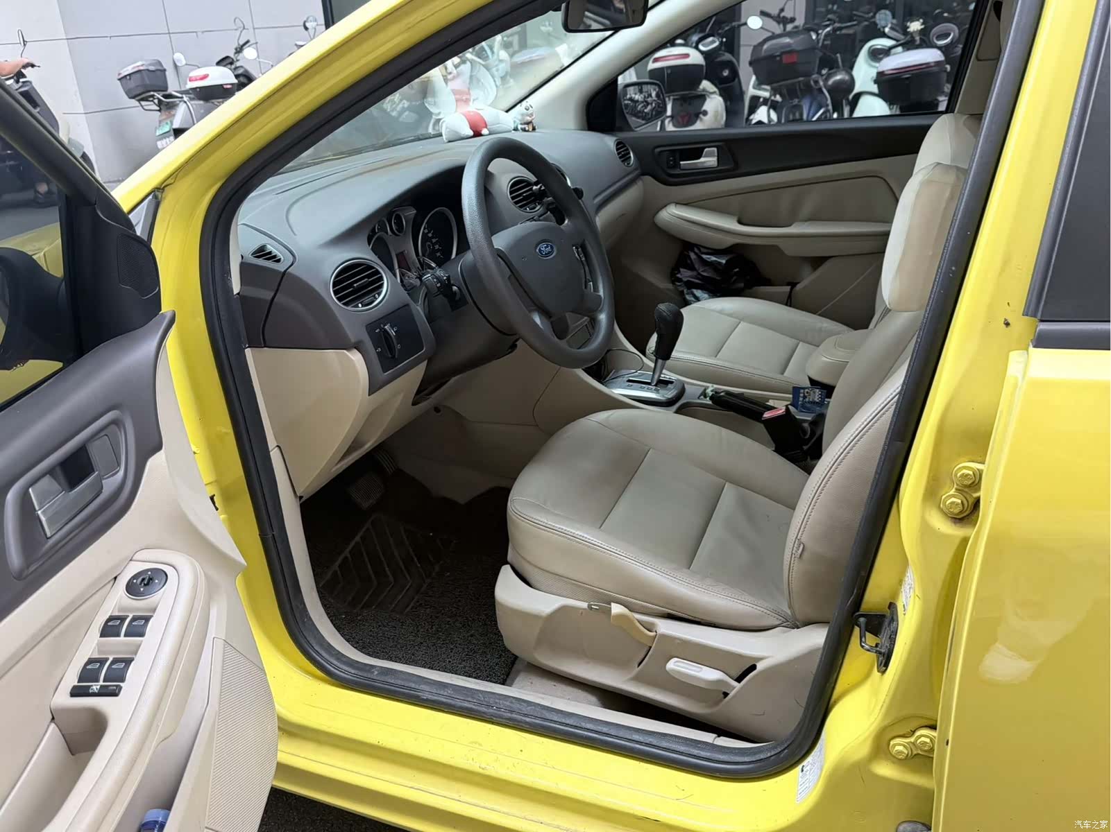 Ford Focus, 2013 7