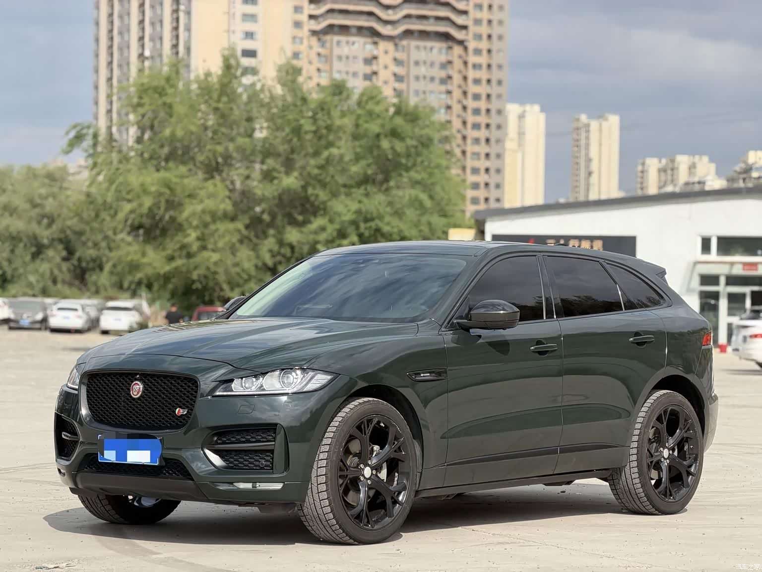 Jaguar F-PACE