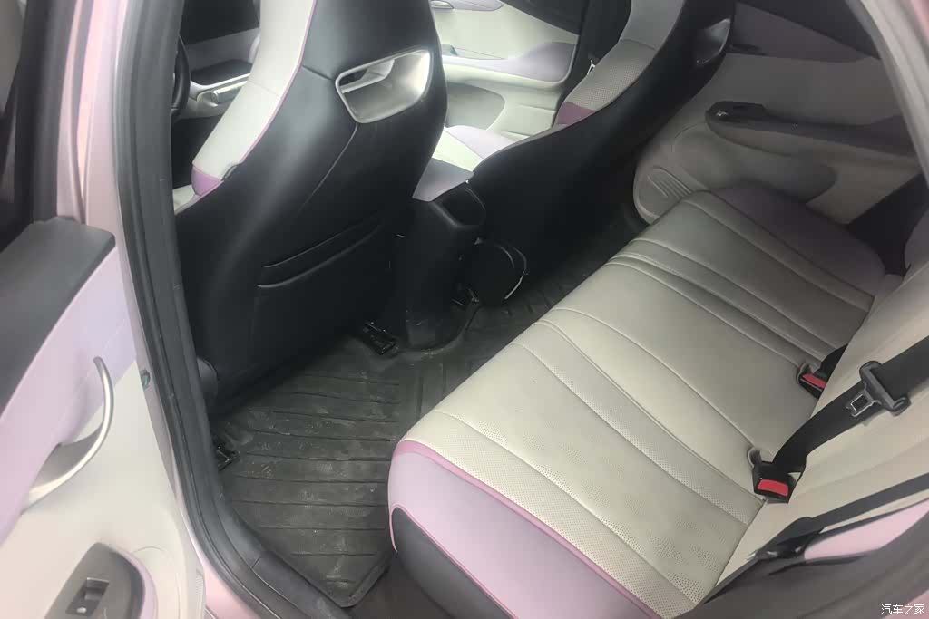 BYD Dolphin, 2024 11