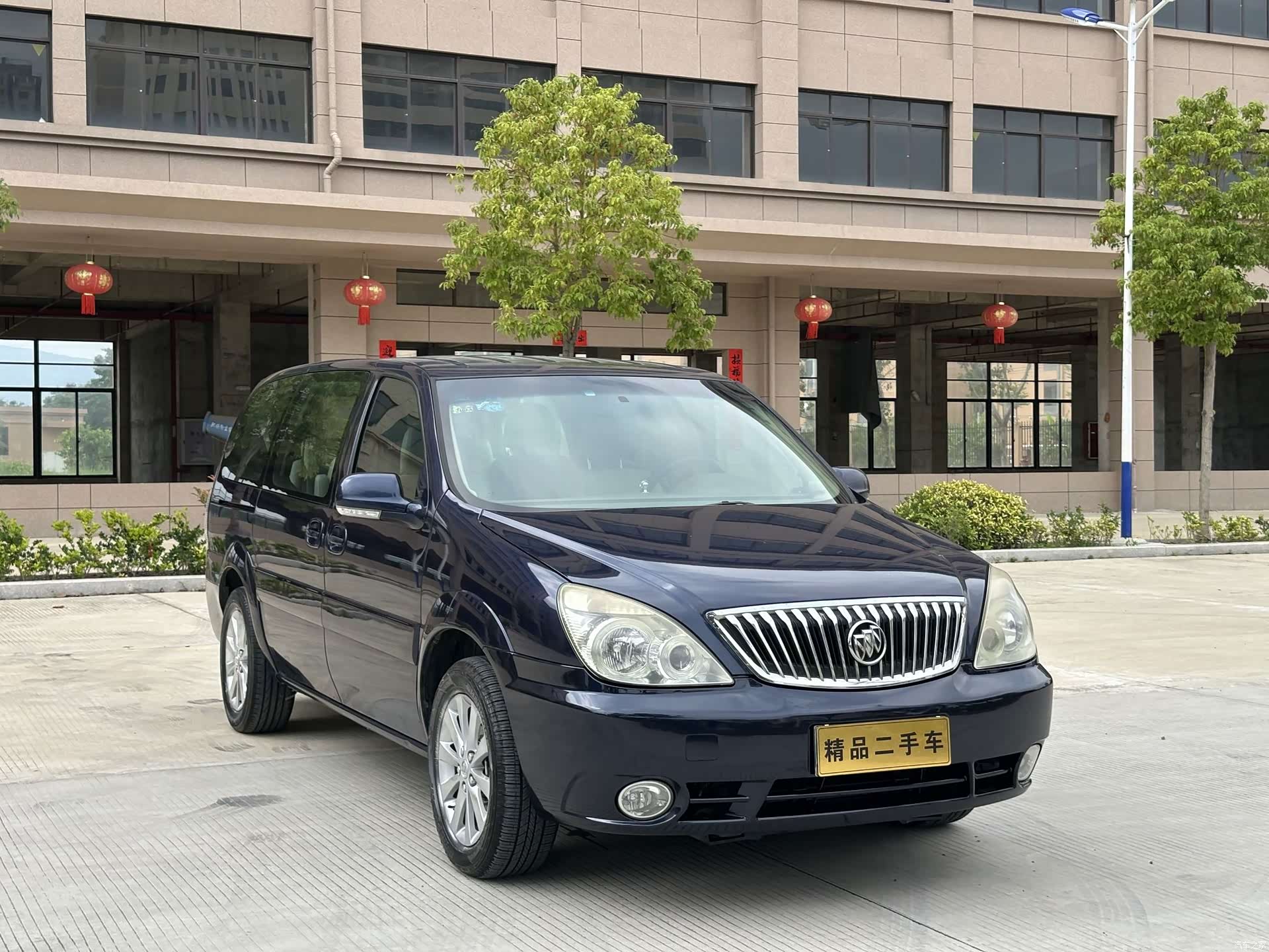 Buick GL8, 2017 3