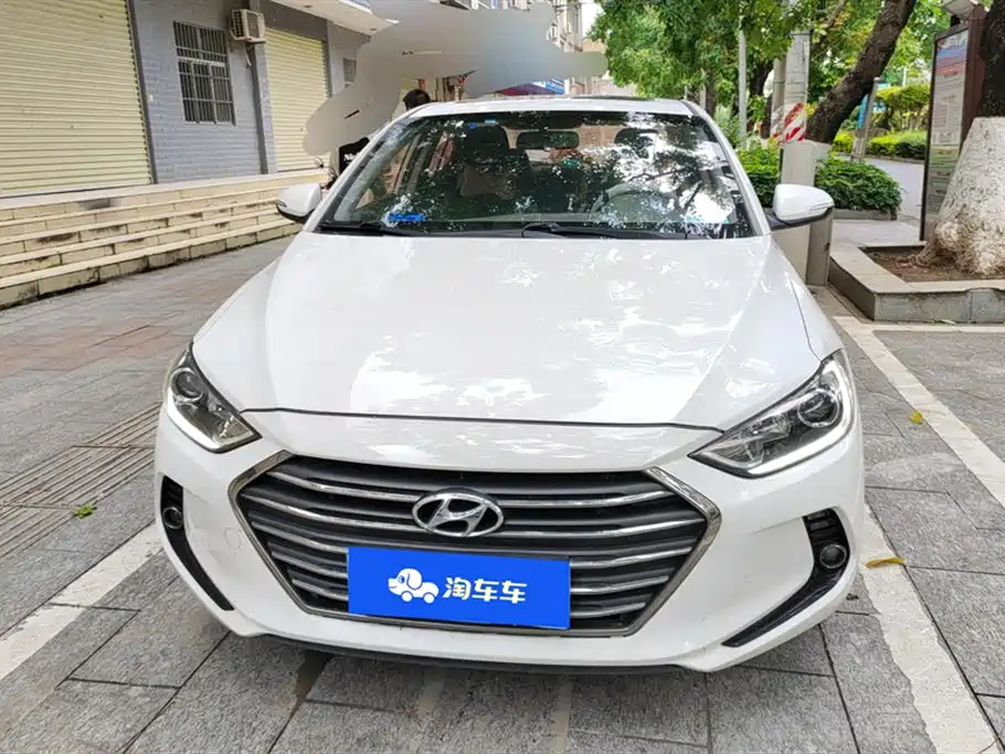 Hyundai Lead