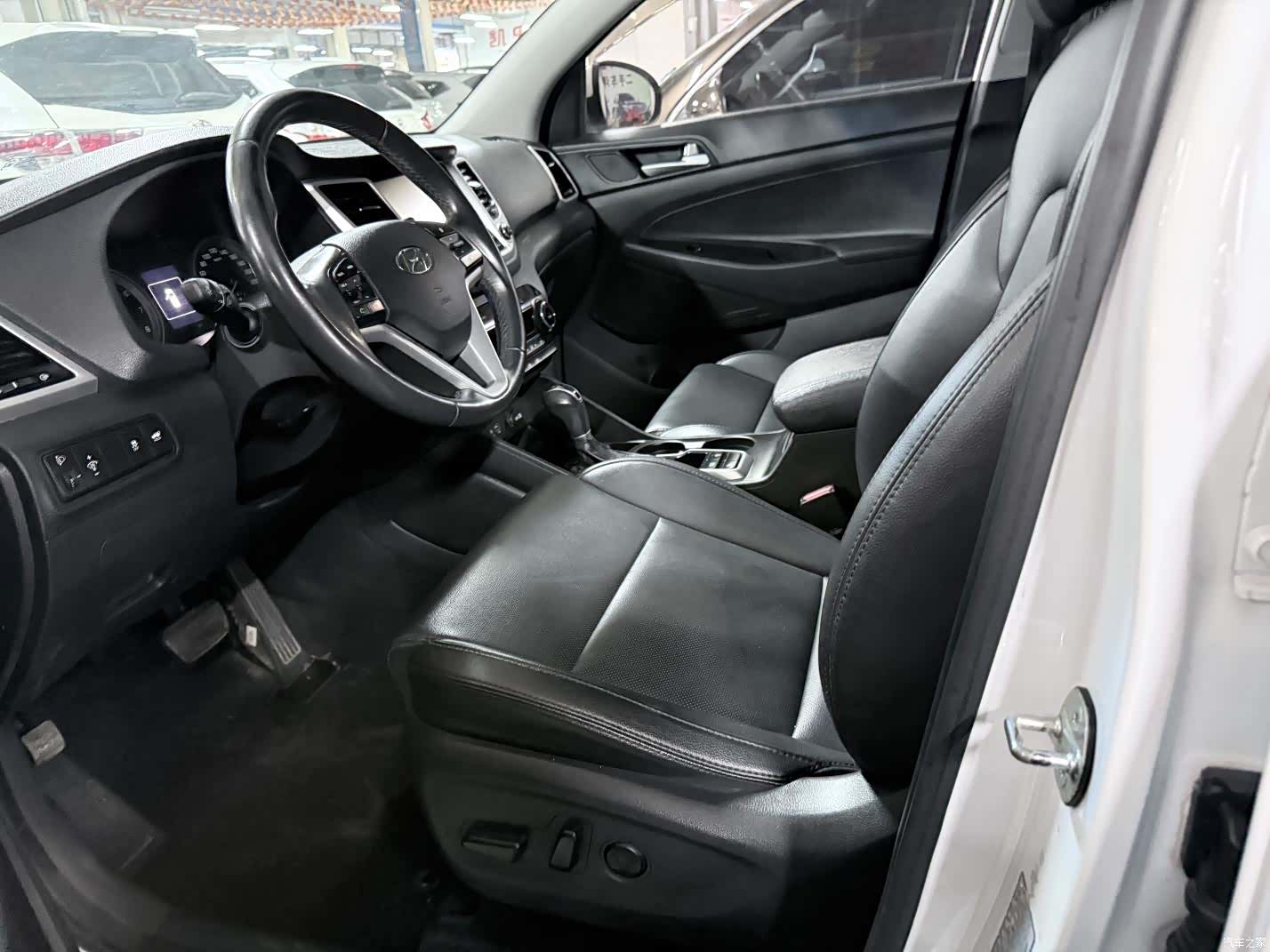 Hyundai Tucson, 2016 10