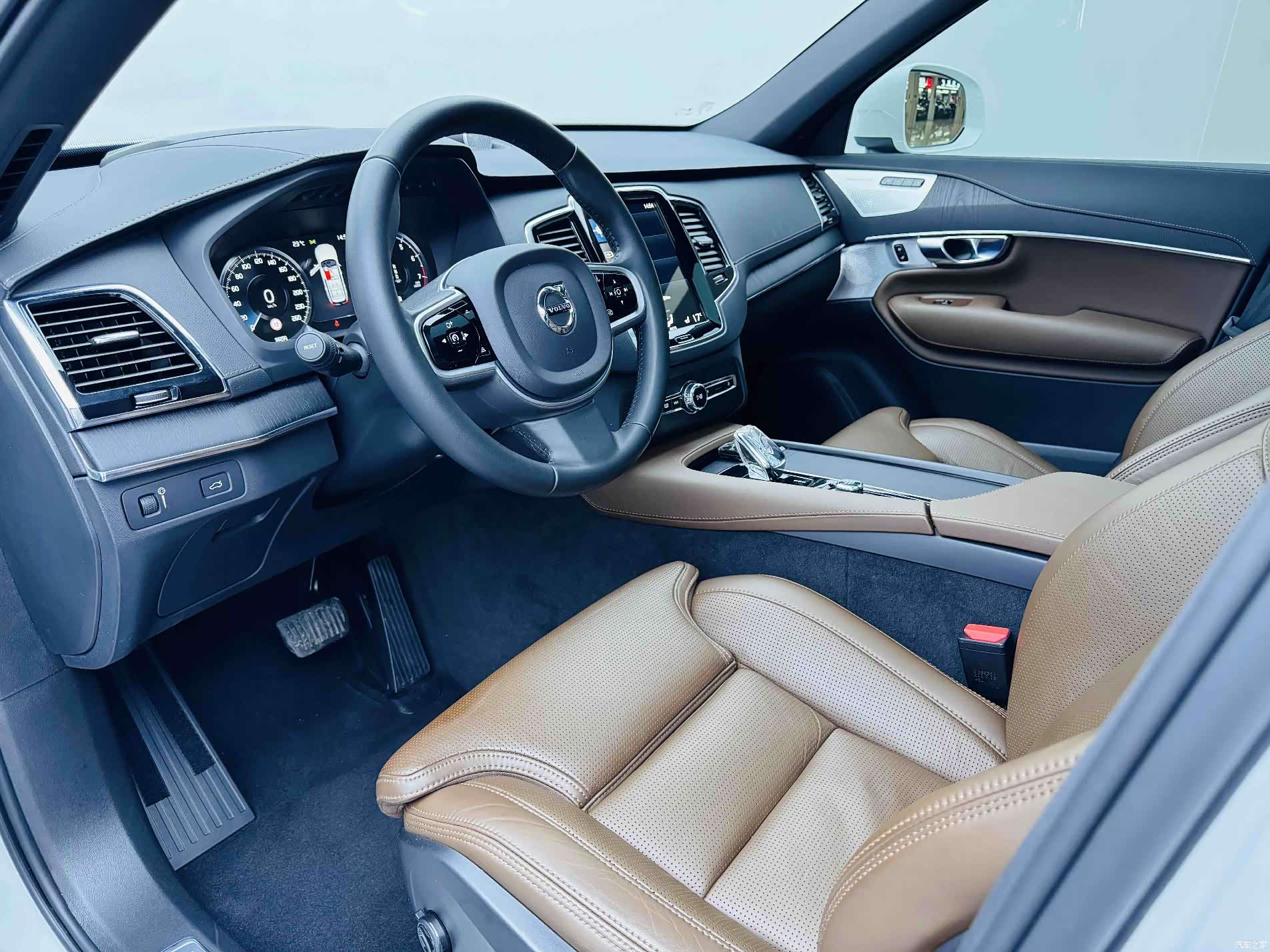 Volvo XC90, 2021 22