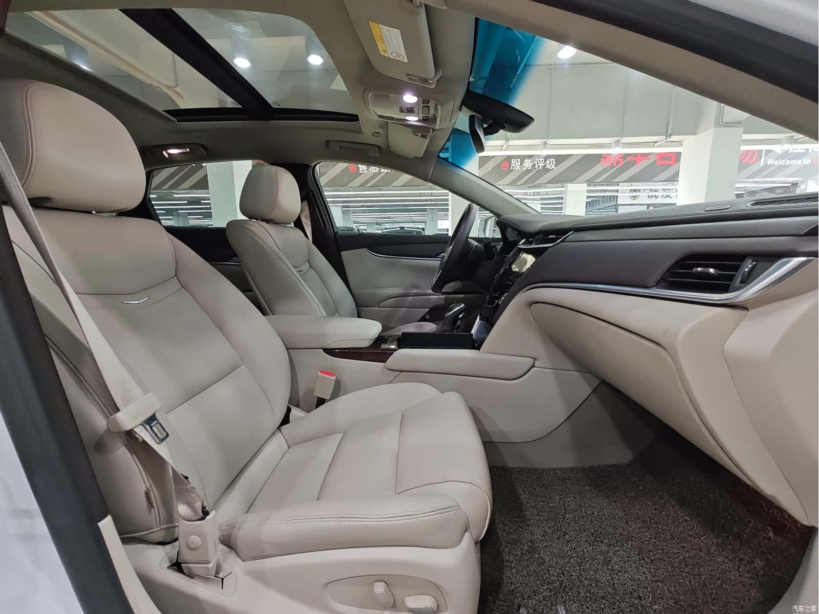 Cadillac XTS, 2015 11