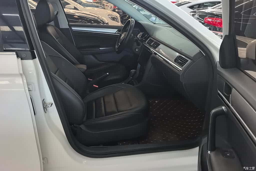 Volkswagen Bora, 2016 8