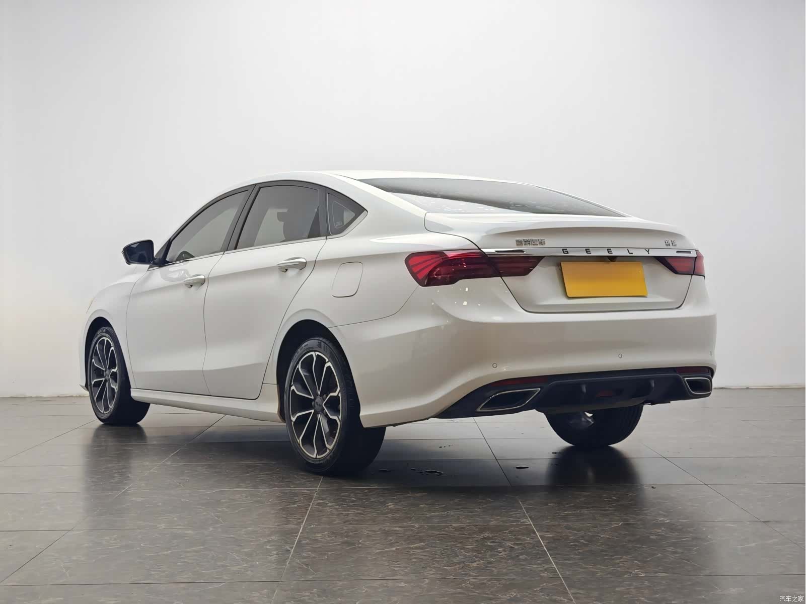 Geely Binray, 2021 4