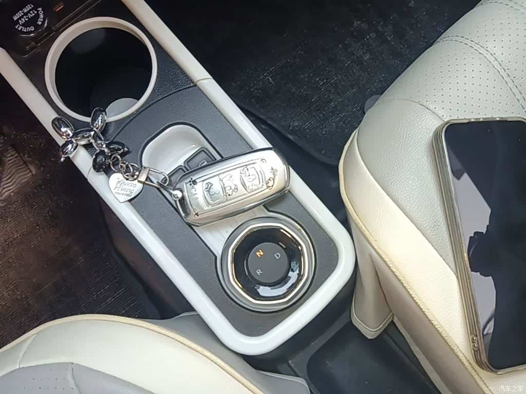 Geely Panda, 2025 9