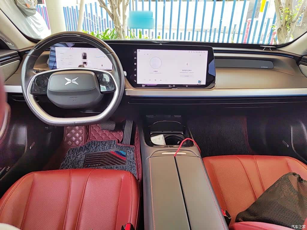 Xpeng P7, 2021 13