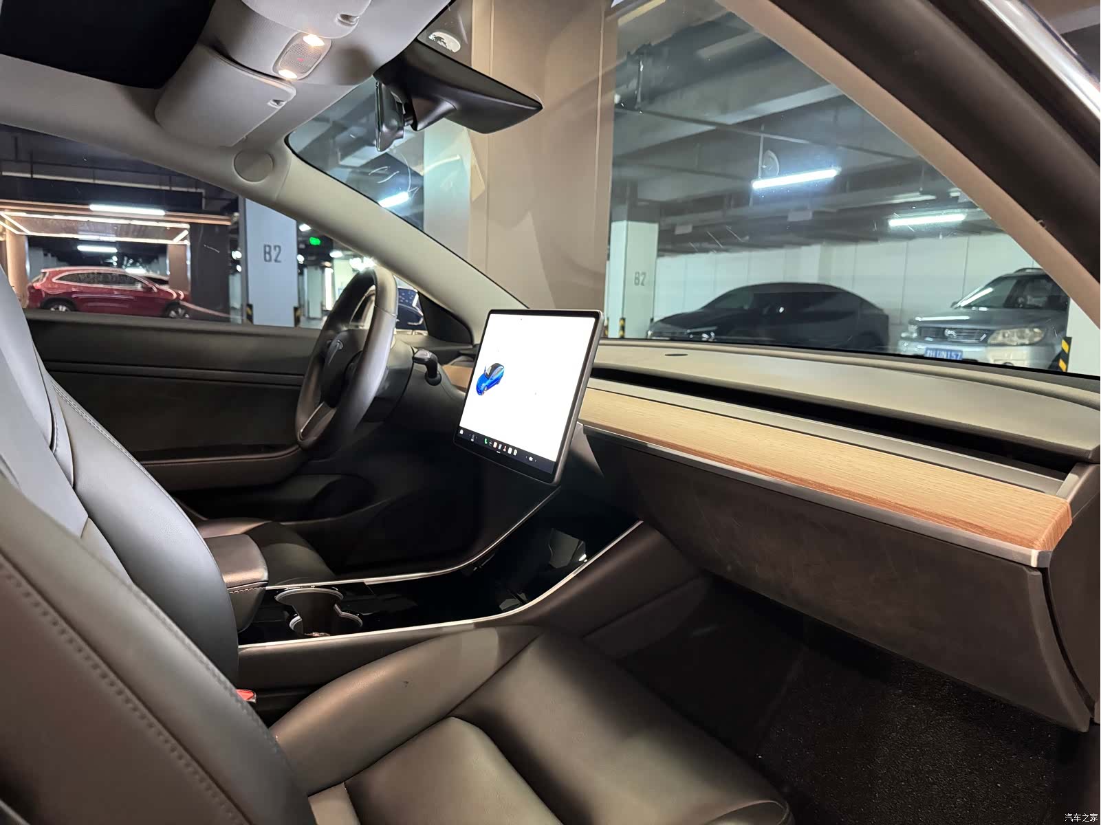 Tesla Model 3, 2020 14