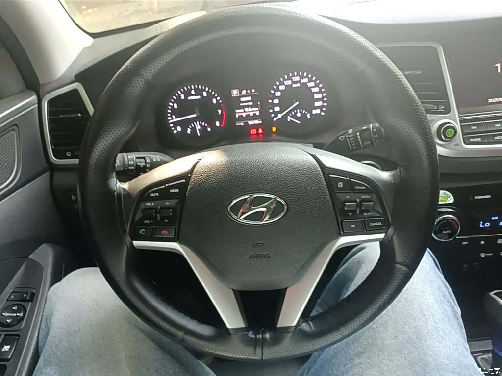 Hyundai Tucson, 2016 11