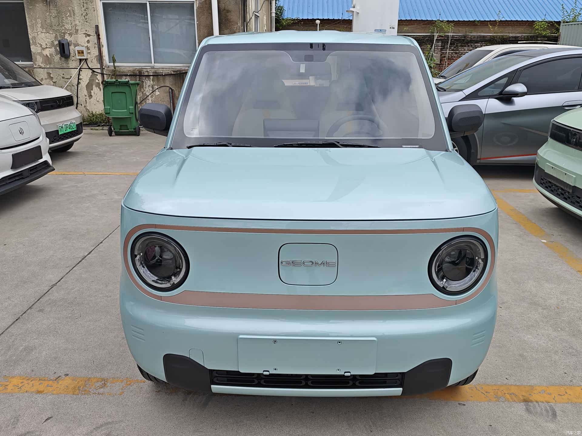 Geely Panda, 2025 2